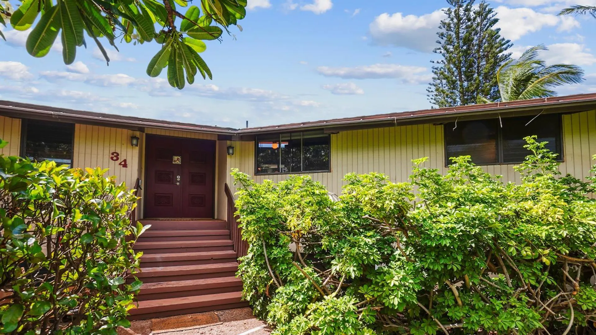Holomakani Retreat, Your Ohana Lahaina
