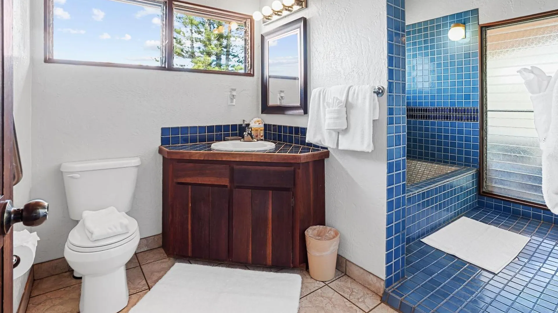 Holomakani Retreat, Your Ohana Lahaina